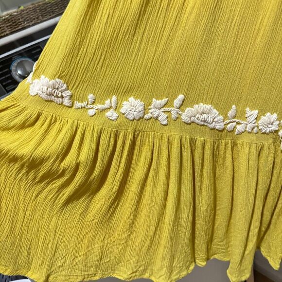 Rega Ruffle Sleeve Floral Embroidered Tiered Maxi Dress Yellow Small Ruffle Hem - Picture 5 of 12